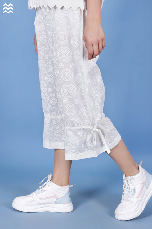 Cambric Cotton Patsy Pant In White Textured Block Print