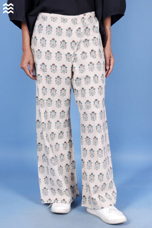 Khaadi Cotton Flared Pant With Block Print
