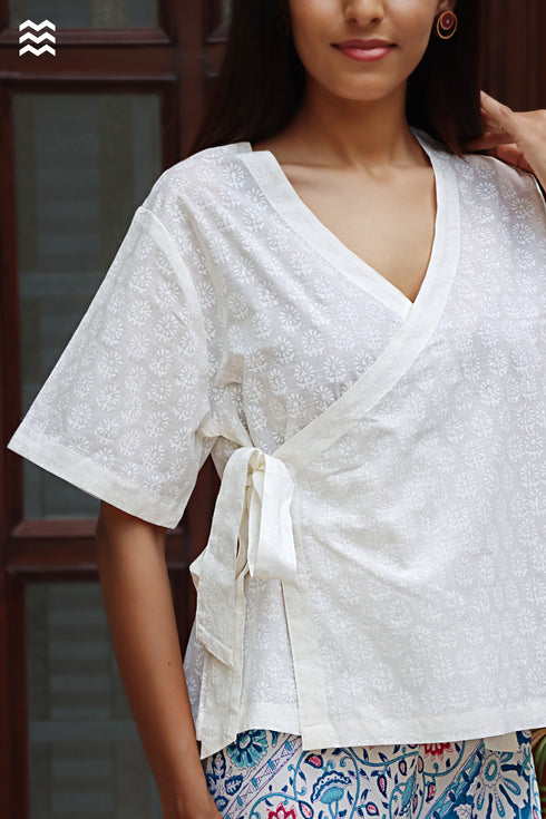 Cotton Slub Off-White Short Wrap Top