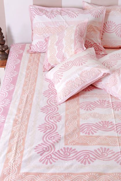 20s Cotton Bed Cover In Graphic Block Print