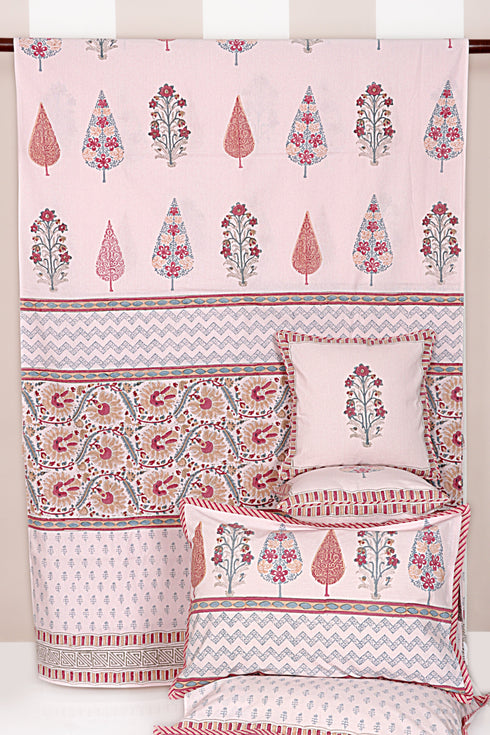20s Cotton KING SIZE Bed Cover In Geometric Block Print