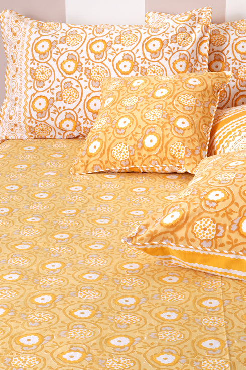 20s Cotton KING SIZE Bed Cover In Floral Block Print