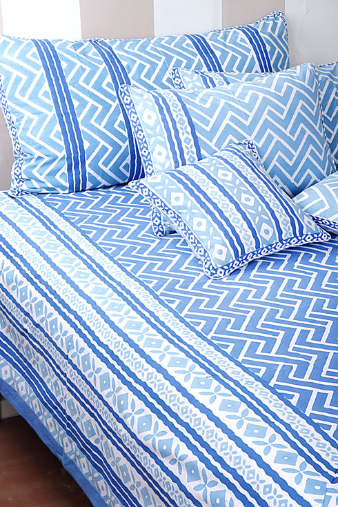 20s Cotton KING SIZE Bed Cover in Zigzag Geometric Block Print