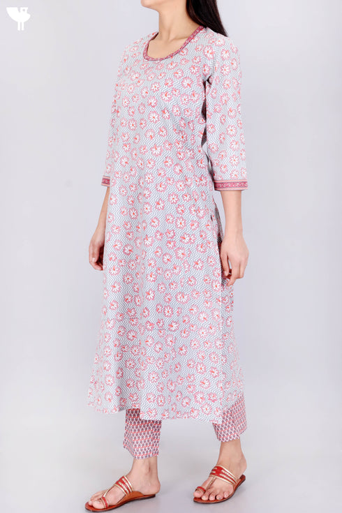 Cambric Cotton Kurta And Pant Set In Floral Print