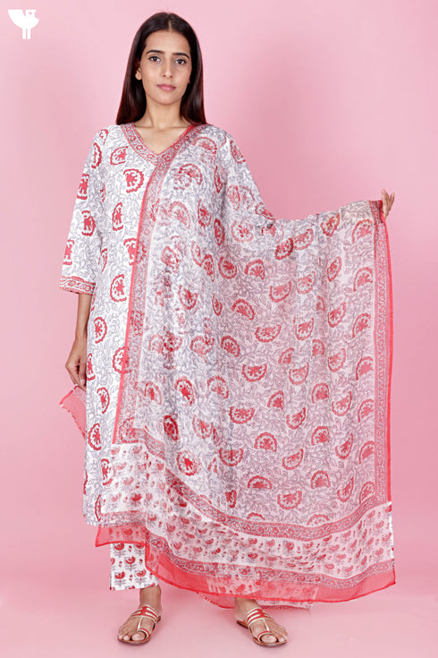 Bizzy Lizzy Kurta And Pant Set With Kota Dupatta In Block Print