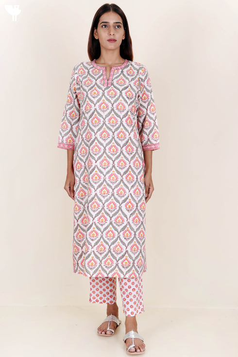 Bizzy Lizzy Cotton Kurta Pant Set With Chiffon Dupatta In Block Print
