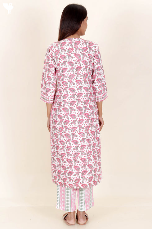 Bizzy Lizzy Cotton Kurta Pant Set With Chiffon Dupatta In Block Print
