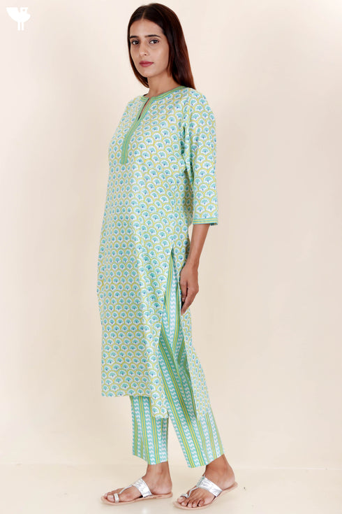 Cotton Kurta And Pant Set In Block Print