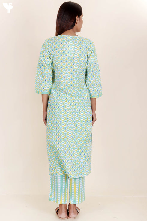 Cotton Kurta And Pant Set In Block Print