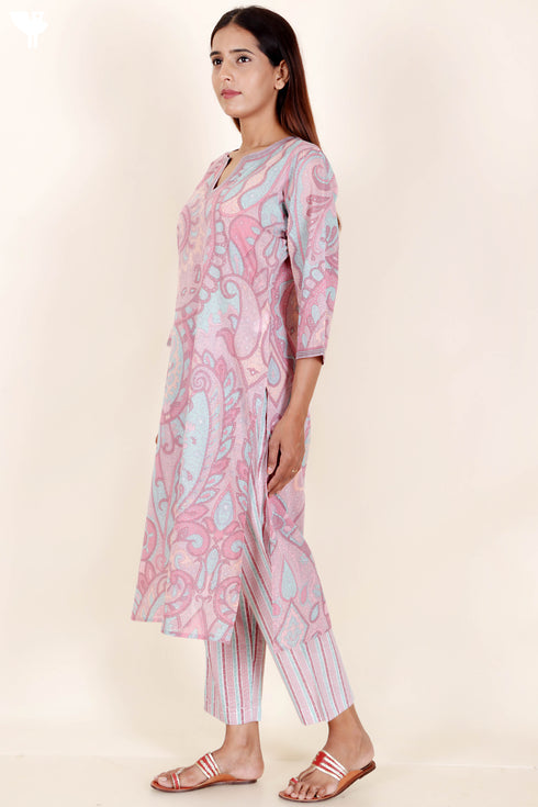 Cotton Kurta And Pant Set In Graphic Print