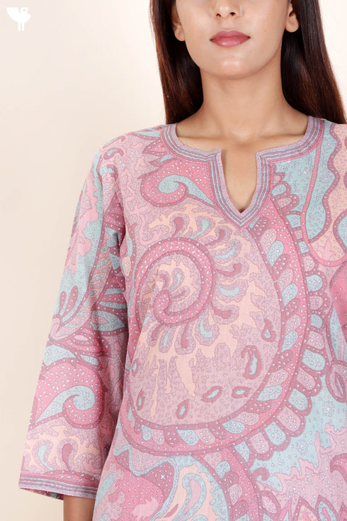 Cotton Kurta And Pant Set In Graphic Print