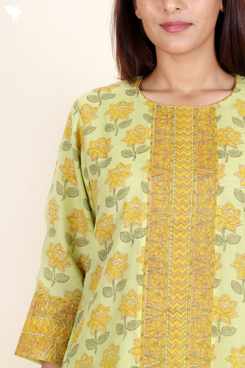 Chanderi Silk Kurta And Pant Set With Block Print