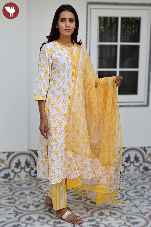 Terry Voile Kurta Pant With Dupatta In Floral Block Print