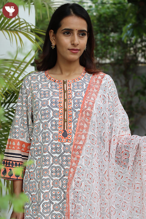 Bizzy Lizzy Kurta Pant With Dupatta In Block Print