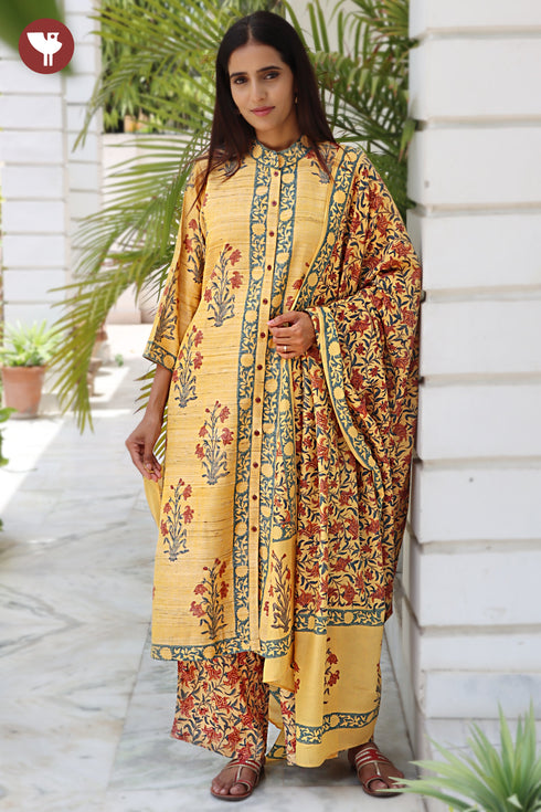 Tussar Silk Kurta Pant with Dupatta in Block Print