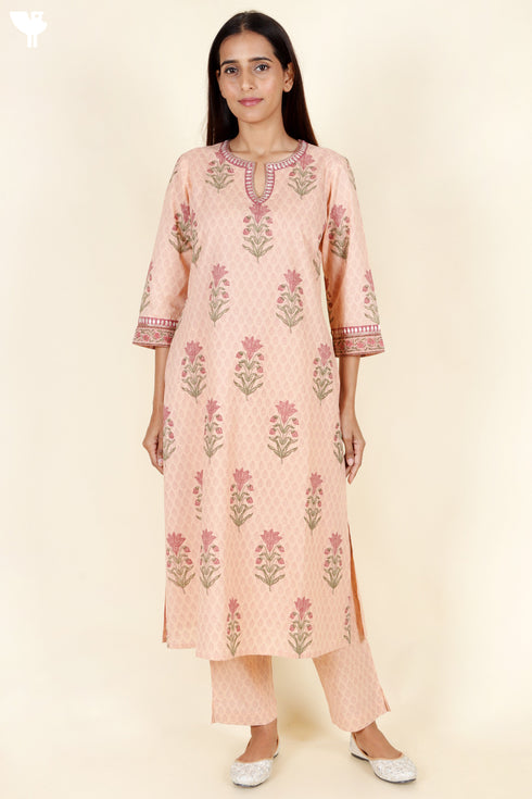 Mulmul Cotton Kurta Pant And Dupatta Set In Block Print