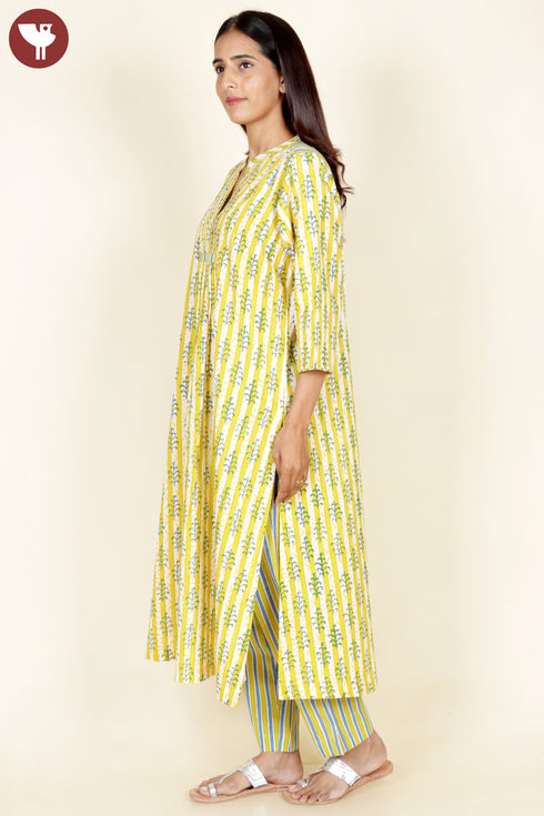 Cambric Cotton Kurta Pant With Dupatta In Floral Block Print