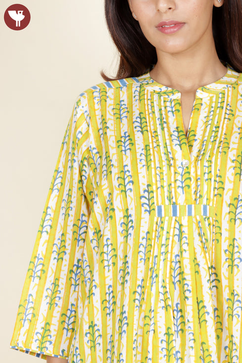 Cambric Cotton Kurta Pant With Dupatta In Floral Block Print