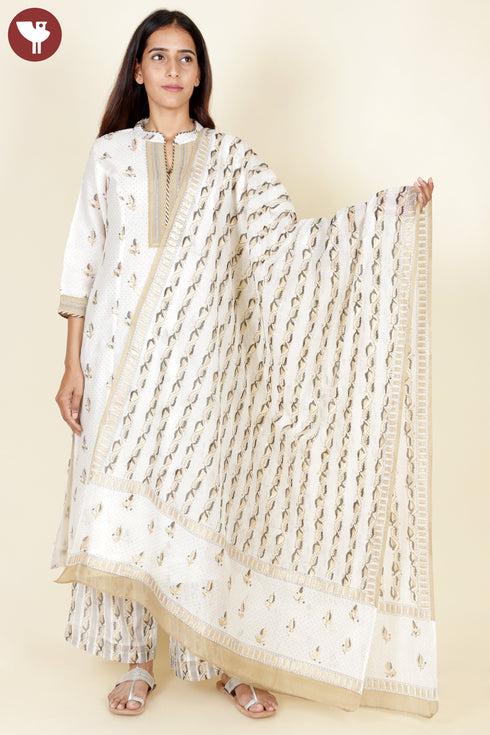 Chanderi Silk Ivory K urta Pant With Dupatta In Gota Patti