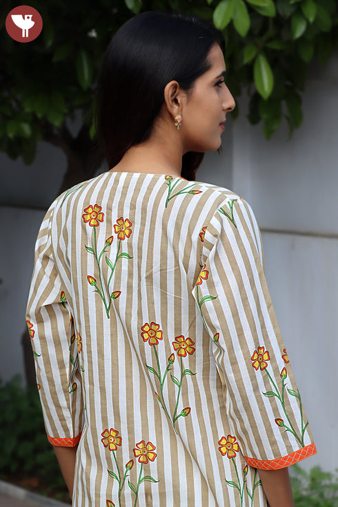 Cambric Cotton Kurta And Pant Set In Striped Block Print