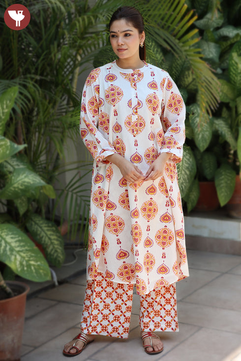 Cotton Strip Kurta And Pant Set in Block Print