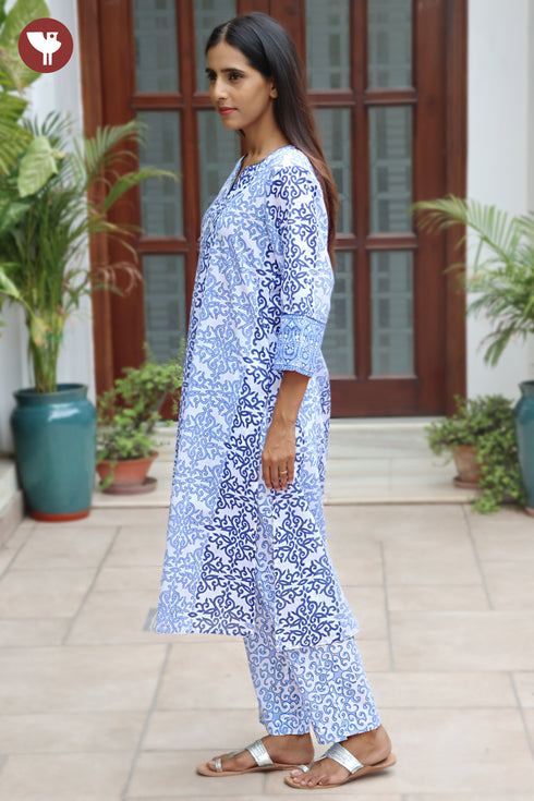 Terry Voile Kurta Pant with Dupatta in Floral Block Print