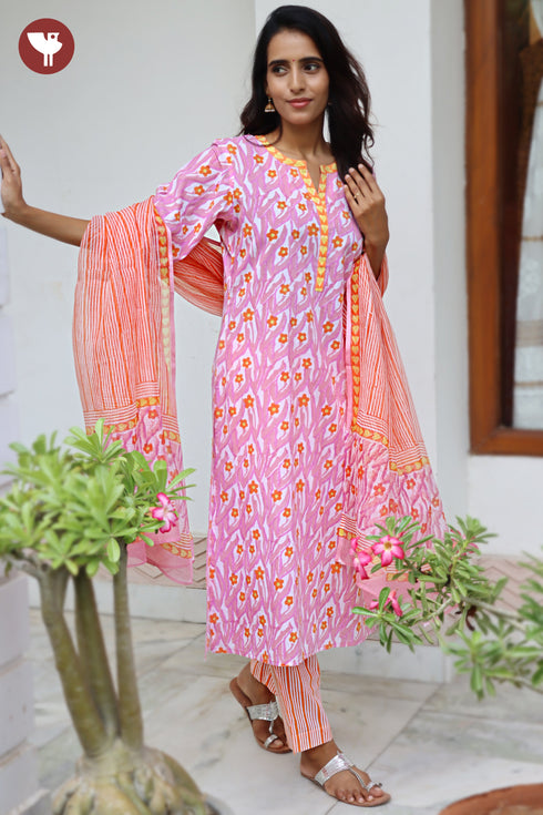 Terry Voile Kurta Pant With Dupatta In Floral Block Print