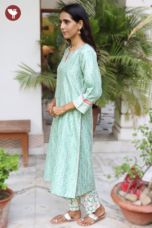 Chanderi Silk Kurta Pant with Dupatta in Geometric Block Print