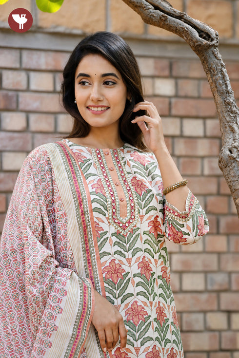 Chanderi Silk Kurta Pant with Dupatta in Embroidered & Floral Block Print