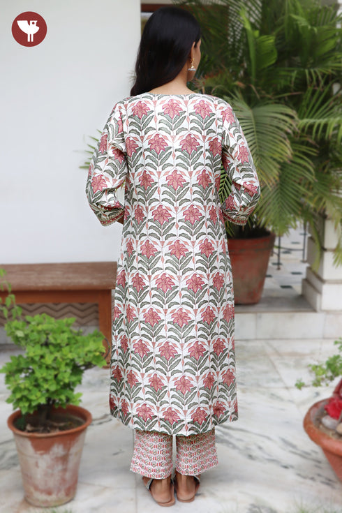 Chanderi Silk Kurta Pant with Dupatta in Embroidered & Floral Block Print