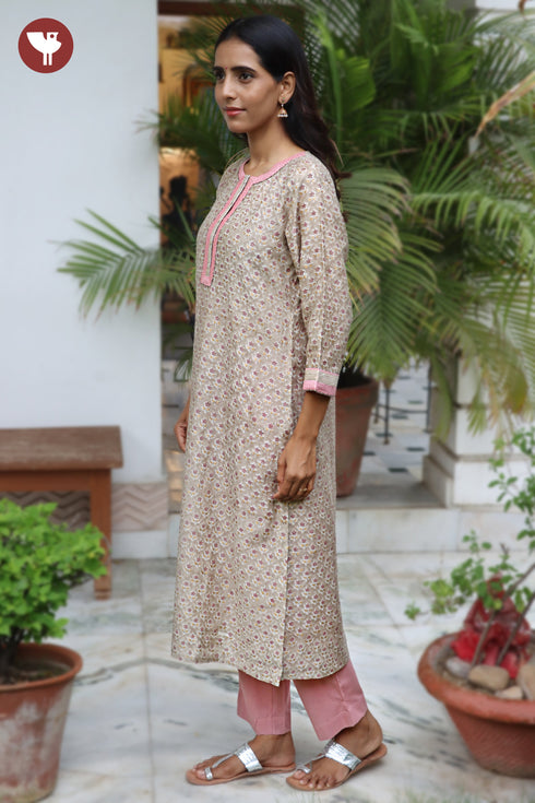 Chanderi Silk Kurta Pant with Dupatta in Zari Floral Block Print