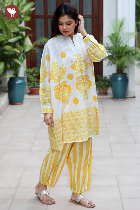 Slub Cotton Lemon & Yellow Kurta And Pant Set in Block Print