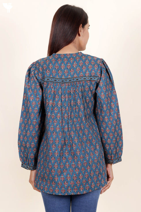 Cambric Cotton Pintuck Top In Block Print