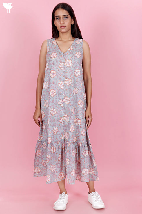 Mulmul Cotton Sleeveless Dress In Block Print