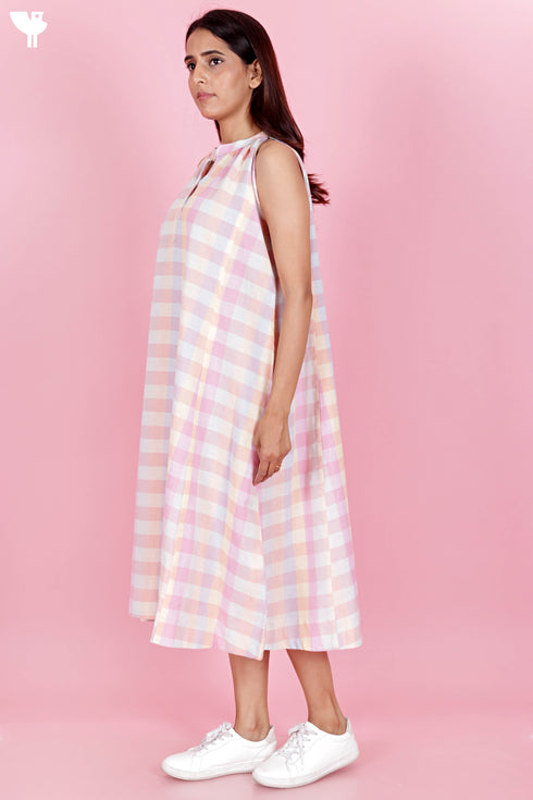 Khaadi Cotton Sleeveless Dress In Checks