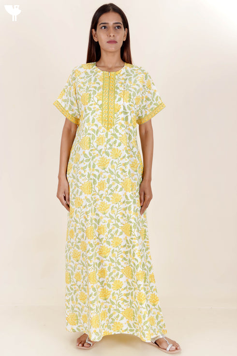 Bizzy Lizzy Zipper Kaftan In Floral Block Print
