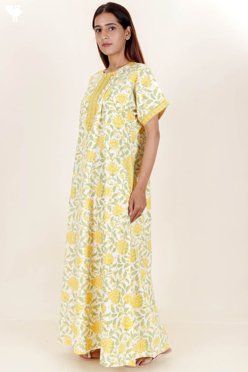 Bizzy Lizzy Zipper Kaftan In Floral Block Print