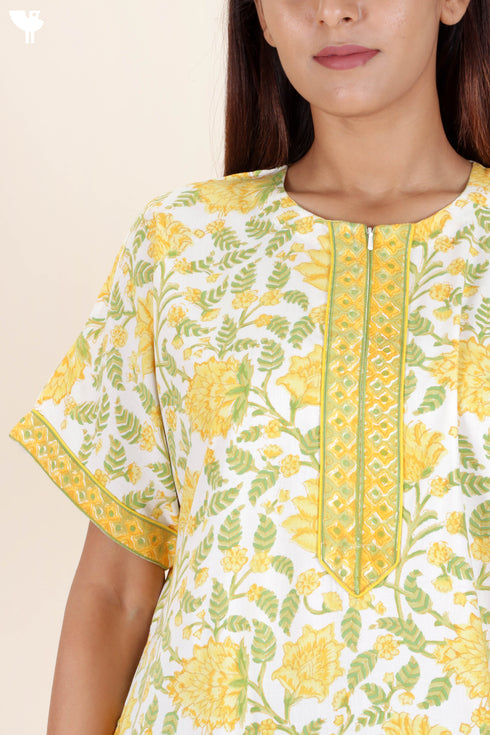 Bizzy Lizzy Zipper Kaftan In Floral Block Print