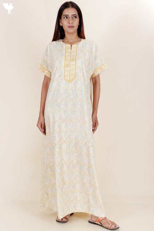Bizzy Lizzy Zipper Kaftan In Floral Block Print