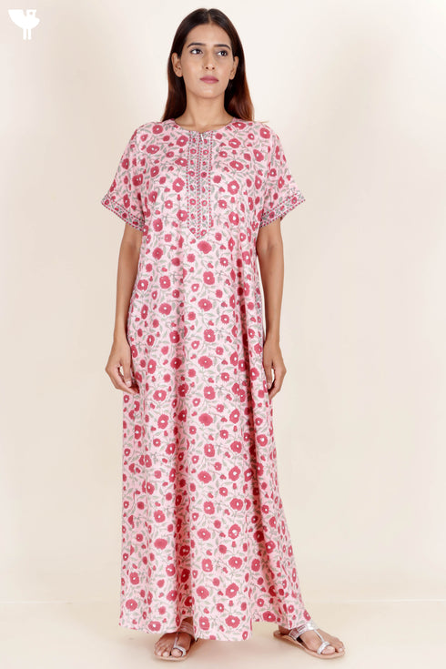 Bizzy Lizzy Zipper Kaftan In Floral Block Print