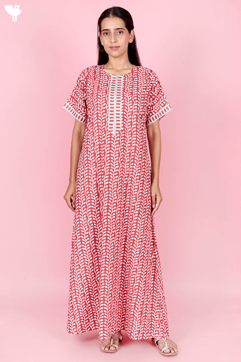 Bizzy Lizzy Zipper Kaftan In Floral Block Print