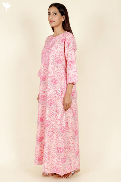 Bizzy Lizzy Full Sleeved Zip Kaftan In Floral Block Print