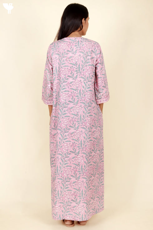 Bizzy Lizzy Full Sleeved Zip Kaftan In Floral Block Print