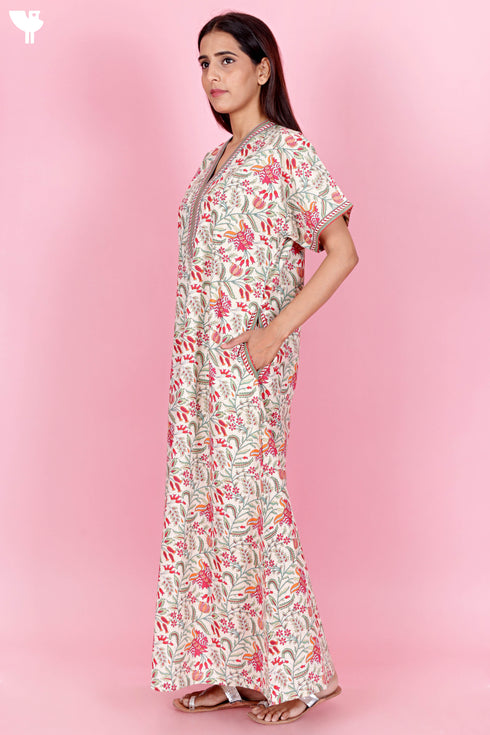 60’s Cotton V-neck Kaftan In Floral Print