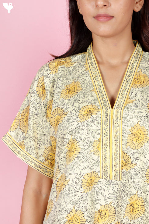 Bizzy Lizzy Kaftan in Floral Block Print