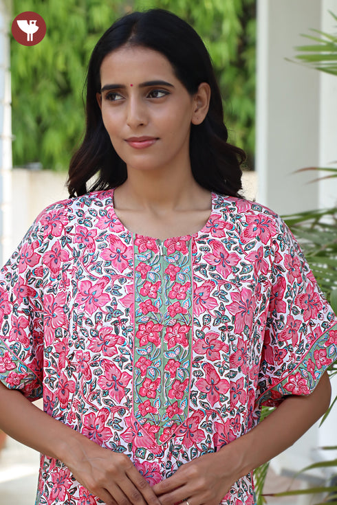 Bizzy Lizzy Front Zipper Kaftan in Floral Print