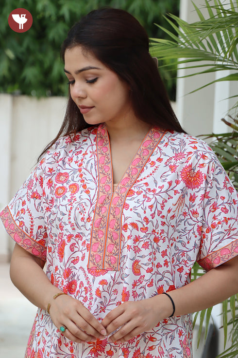 60’s Cotton V-neck Kaftan In Floral Print