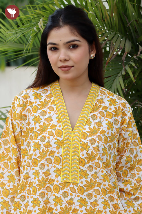 60's Cotton Full Sleeved Kaftan in Floral Print