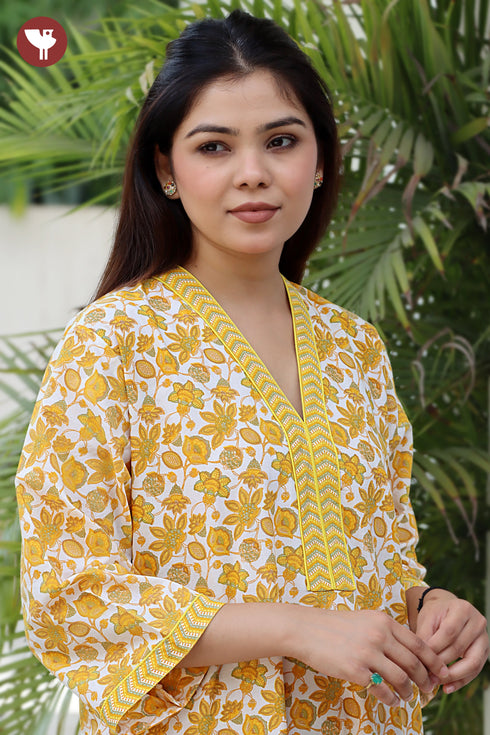 60's Cotton Full Sleeved Kaftan in Floral Print
