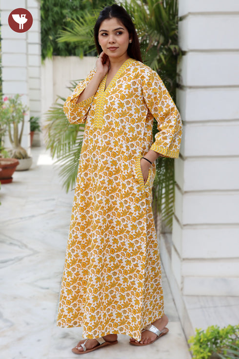 60's Cotton Full Sleeved Kaftan in Floral Print